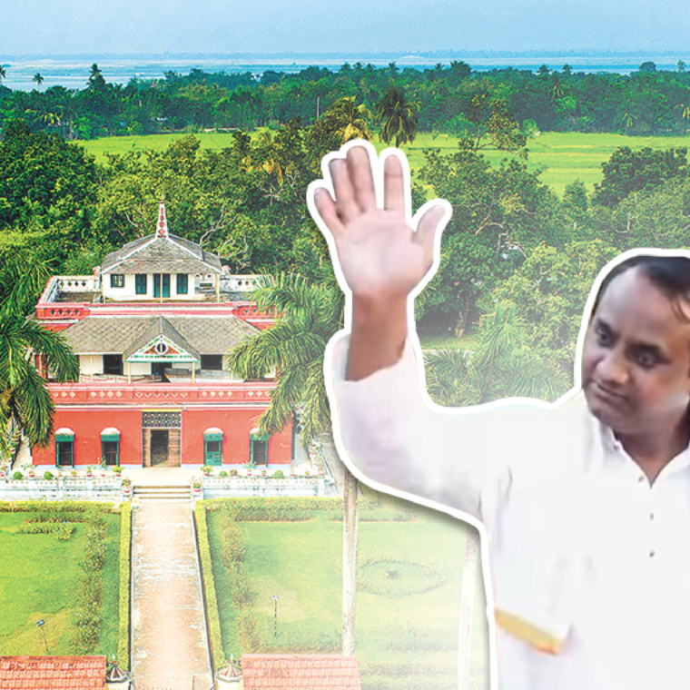 মো: শেখ সাদী শিলাইদহ কুঠিবাড়িতে রবীন্দ্রনাথ ঠাকুরের স্মৃতিবিজড়িত স্থানে সফর করছেন