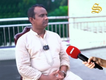 মো. শেখ সাদী দেশ টিভির সাক্ষাৎকারে অংশ নিচ্ছেন
